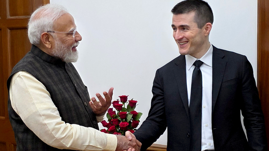 Weekly Magazine In India